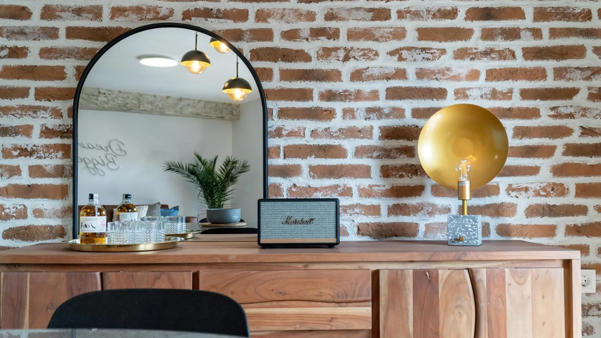 Vintage Home In Central Filibe Daire